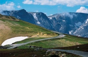 Beartooth Highway, WY. Photo: Phil Armitage