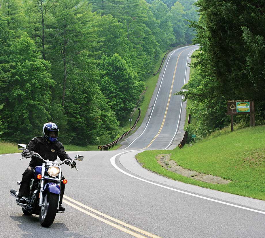 Dunlop Elite4 Tires For Sale At Your Local Dealer Dunlop Motorcycle