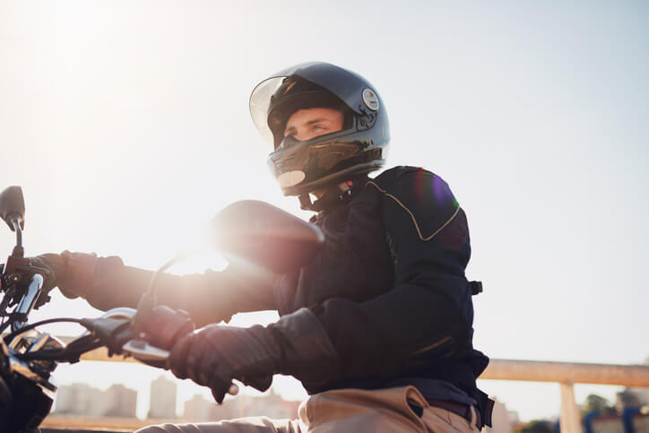 choosing a motorcycle helmet 