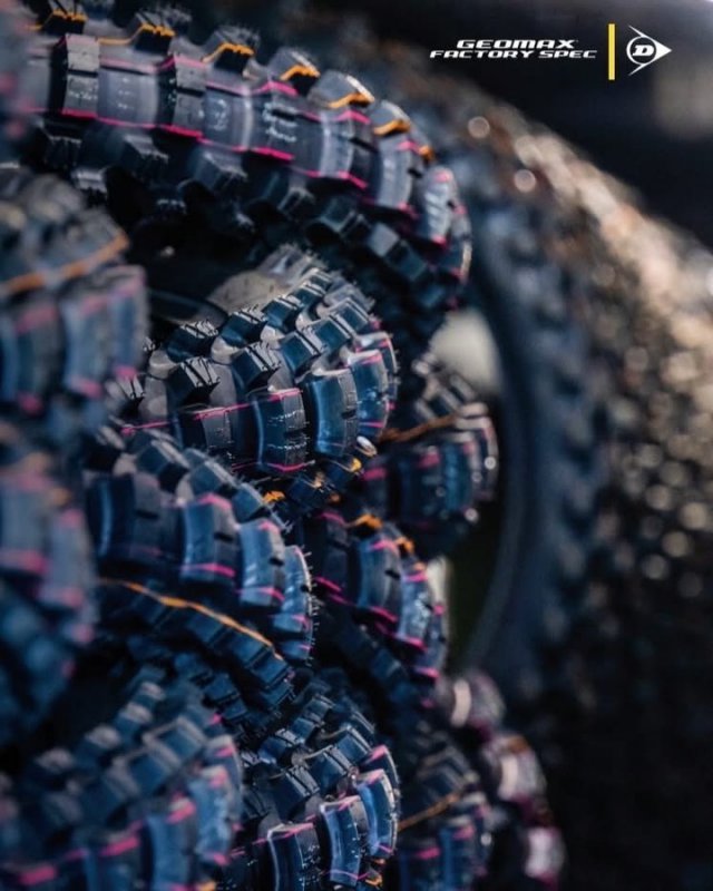 DUNLOP GEOMAX MX33 オフロードタイヤ 2本セット Dunlop MX33 Geomax Tire