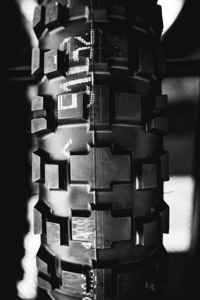 Purchase Dunlop Geomax-AT81/AT81RC/AT81EX Tires